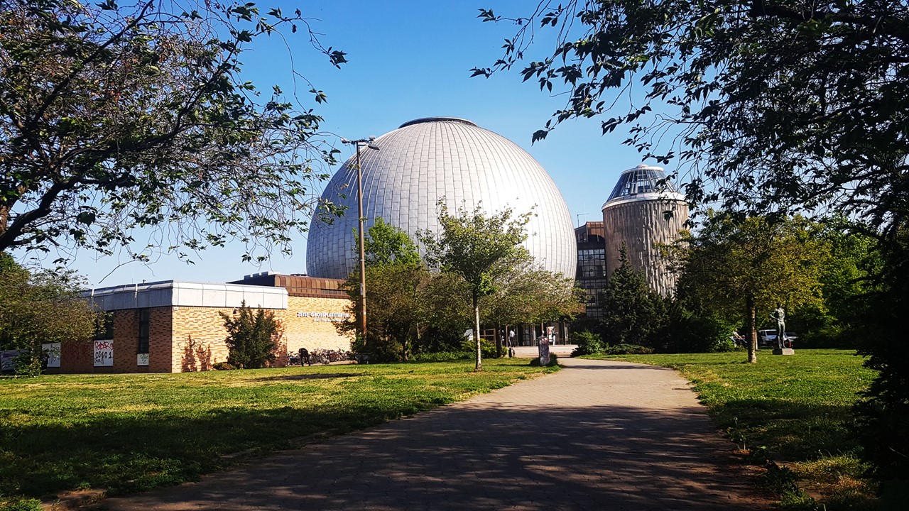 Planetarium Berlin: Entdecken Sie das Universum in der Hauptstadt